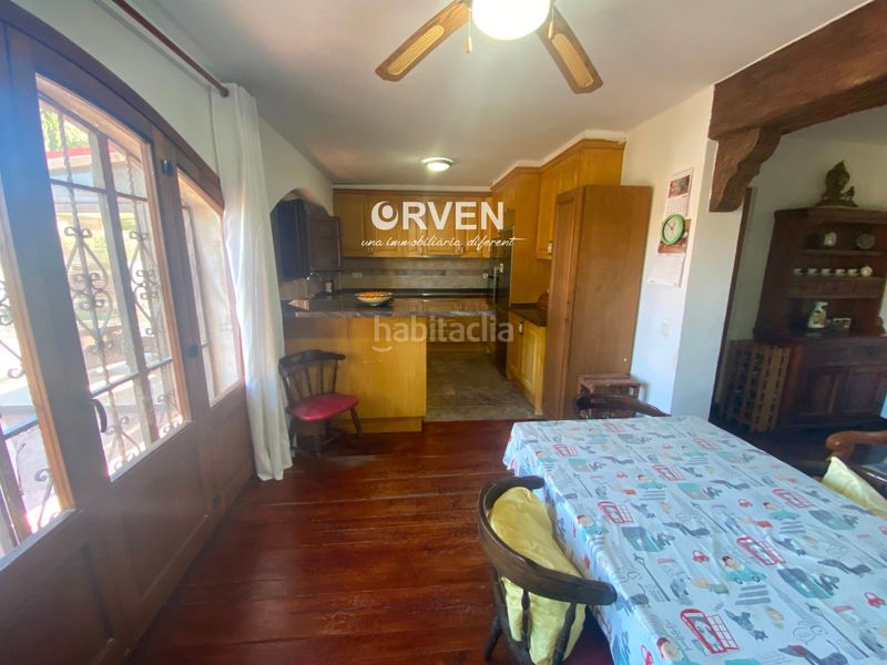 Foto a08e529c-0bb8-48d7-8656-511a9e42ef81. Xalet amb aparcament piscina a Cunit residencial Cunit