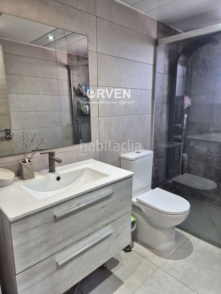 Foto f6f5ca89-619c-486a-a6e1-80431101420a. Casa adossada a Calafell poble Calafell