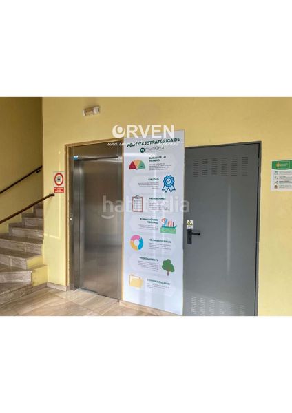 Foto 2558dc1c-6c27-4d6c-8c07-747bce281223. Nau industrial amb calefacció a Centre Vendrell (El)