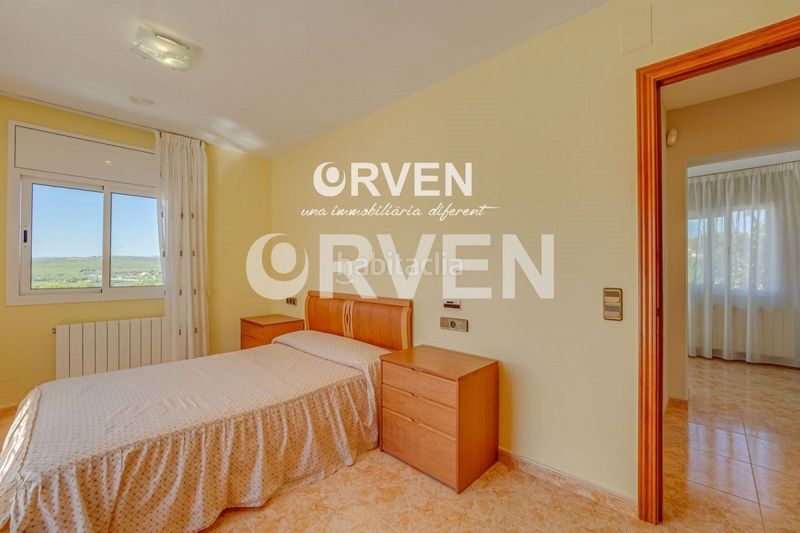 Foto 026666bd-0740-45af-80fb-acd875848543. Casa adossada amb calefacció aparcament a La Mora Tarragona