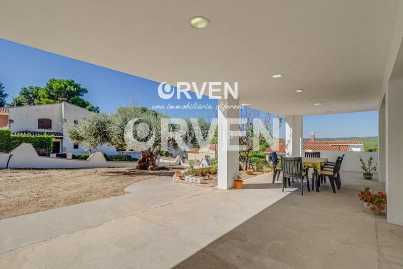 Foto 20d52bd3-2a02-4c0d-8523-23866fd62832. Casa adossada amb calefacció aparcament a La Mora Tarragona