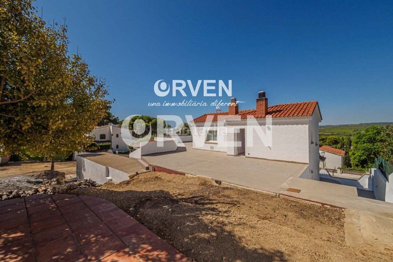 Foto aaa03958-1cba-4ffc-9f67-ceeb88902128. Casa adossada amb calefacció aparcament a La Mora Tarragona