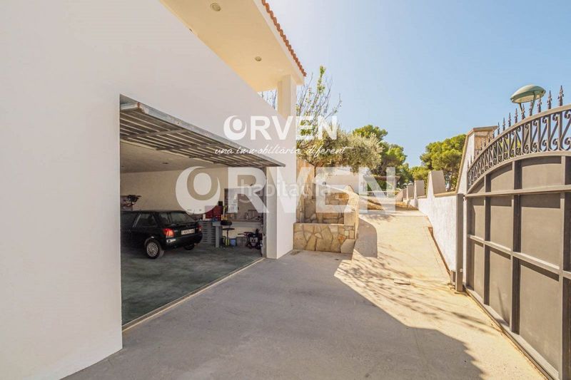 Foto ab1855fe-731a-411c-97ab-429f97d01271. Casa adossada amb calefacció aparcament a La Mora Tarragona