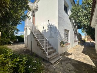 Chalet  Pont. Chalet independiente en los munts