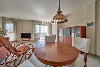 Appartement à Centre. Ultimo piso exclusivo en el centro, con una ubicación inmejorabl