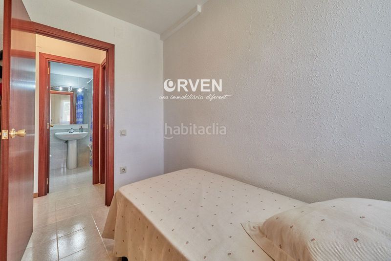 Foto 97382c01-46e4-4835-a986-c35107bff9c2. Apartament amb calefacció aparcament piscina a Els Munts Torredembarra