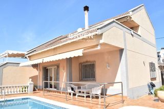 Xalet  Altafulla. Casa con piscina cinco habitaciones en bellamar calafell