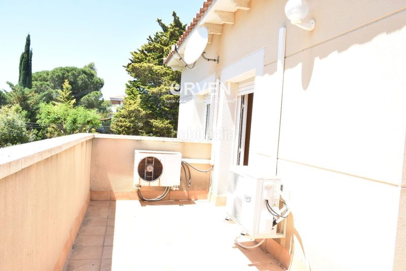 Foto 068961c6-25aa-4083-9cb0-6b8e28a210d4. Xalet amb calefacció aparcament piscina a Bonavista Vendrell (El)