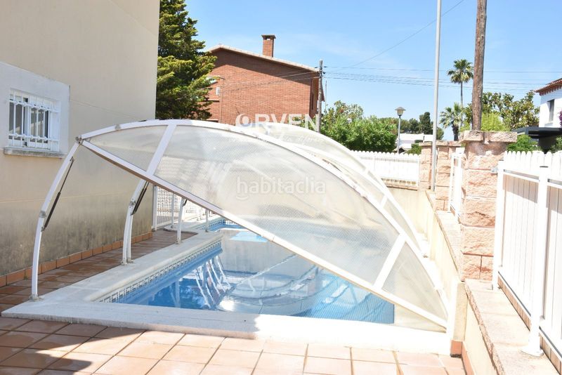 Foto 23917933-b662-4a7e-bd98-c9cf42aadecb. Xalet amb calefacció aparcament piscina a Bonavista Vendrell (El)