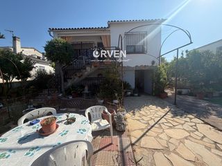 Casa  Viella. Casa en venta calafell park