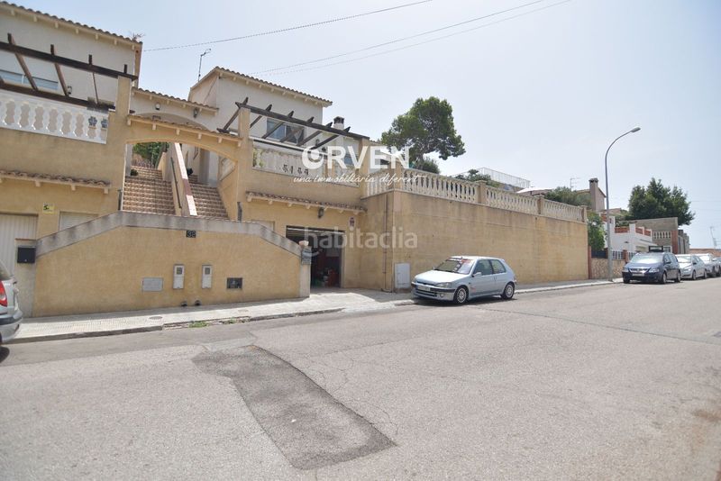 Foto 435abc13-766b-4f23-9dbd-fc6303161249. Casa adossada amb calefacció aparcament piscina a Roda de Barà