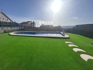 Chalet  Miquel costa i llobera. Casa independiente en oasis park el vendrell