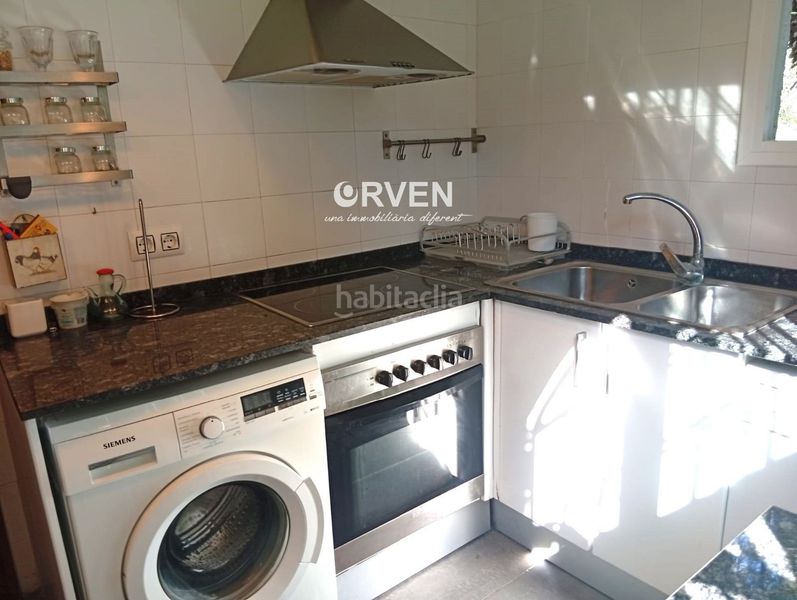 Foto f3c1b11d-6406-4363-a5d6-3d8afcfdb2c1. Casa adossada amb aparcament piscina a Alorda Park Calafell