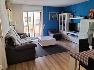 Ático  Del poeta maragall. Ático con 3 habitaciones con calefacción