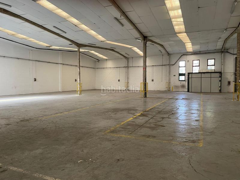 Foto 8d601748-9672-49ff-8ecf-96d1a63db0fc. Rent industrial building in Zona Industrial Barberà del Vallès