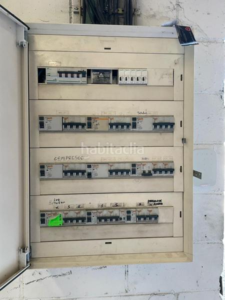 Foto 995f8e9e-f8b9-4a89-bc0c-140ab97b0e6c. Rent industrial building in Zona Industrial Barberà del Vallès