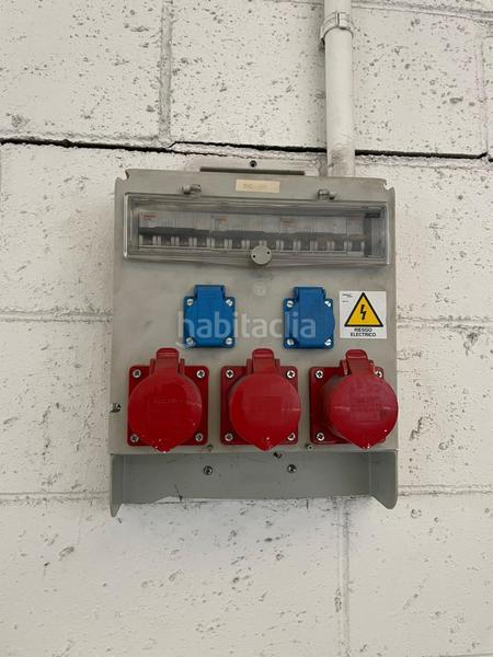 Foto a80cfb91-8c60-4a25-9372-1dcc0678b3f2. Rent industrial building in Zona Industrial Barberà del Vallès