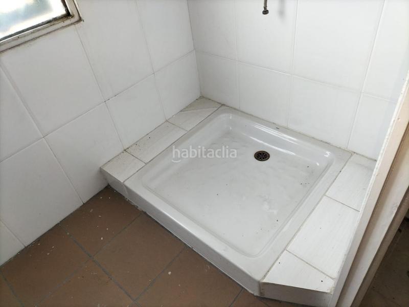 Foto 3b8955ec-1fc9-498f-9d87-4c64c9a1adbe. Bâtiment à usage industriel dans Zona Industrial Barberà del Vallès