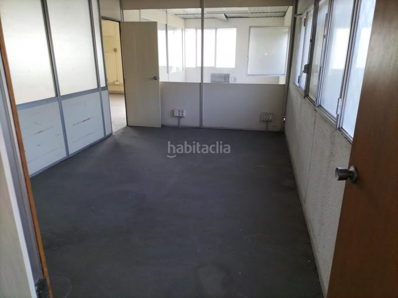 Foto 42f996a5-49f6-4d25-adcc-b6277cb7ab82. Nave industrial en Zona Industrial Barberà del Vallès