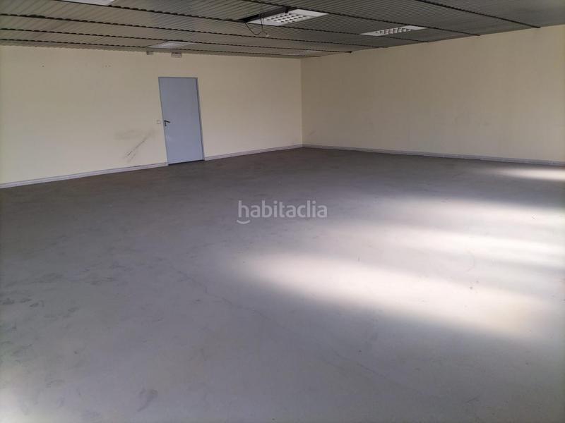 Foto a730f2bb-feac-411a-bd07-1bbcfc765ff7. Nave industrial en Zona Industrial Barberà del Vallès