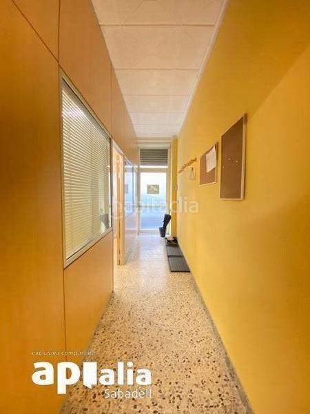 Foto 123f00ff-d665-401a-ae1f-543dd0303335. Local comercial en Can Rull Sabadell