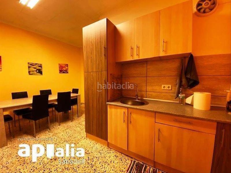 Foto 15014ce2-d171-49f8-8130-9e1d4d10fc38. Local comercial en Can Rull Sabadell