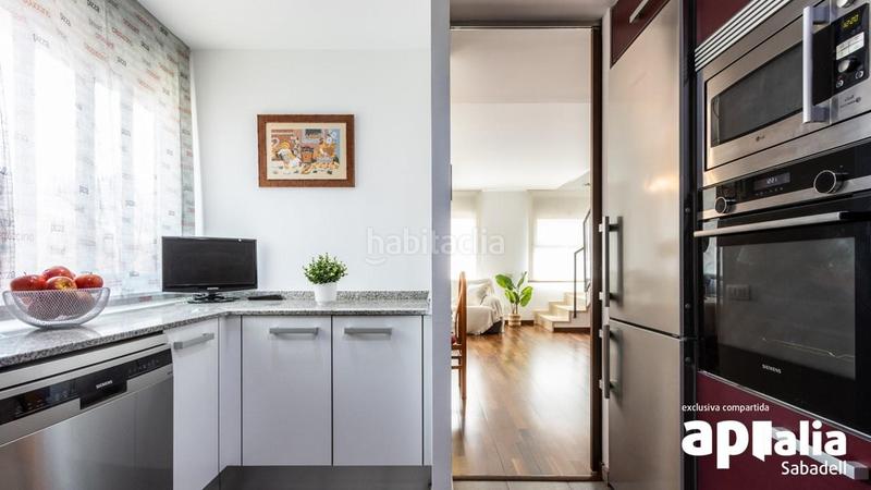 Foto 430b7b04-5b3a-4df4-912c-99f638df1a48. Duplex avec chauffage parking dans Creu Alta Sabadell
