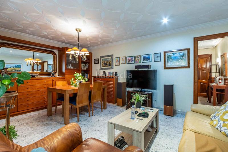 Foto 61ee2711-ce70-4368-888c-a78e130462e5. Chalet mit heizung parking in Eixample - Can Bogunyà Castellar del Vallès