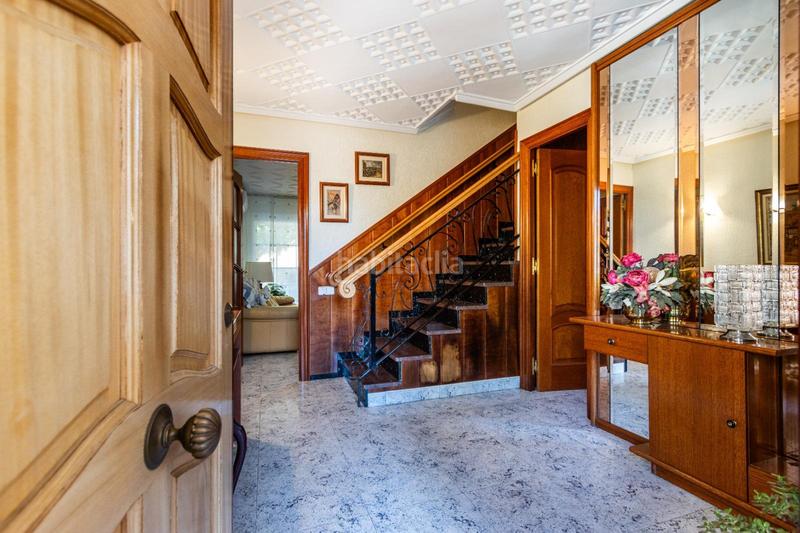 Foto 91b128a5-0773-4833-9051-ff3b6cc304a6. Chalet mit heizung parking in Eixample - Can Bogunyà Castellar del Vallès