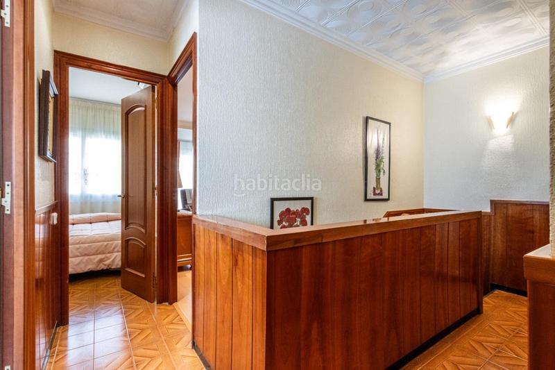 Foto f71d61e4-4c7e-45f6-be98-a45d673e6fa7. Chalet mit heizung parking in Eixample - Can Bogunyà Castellar del Vallès