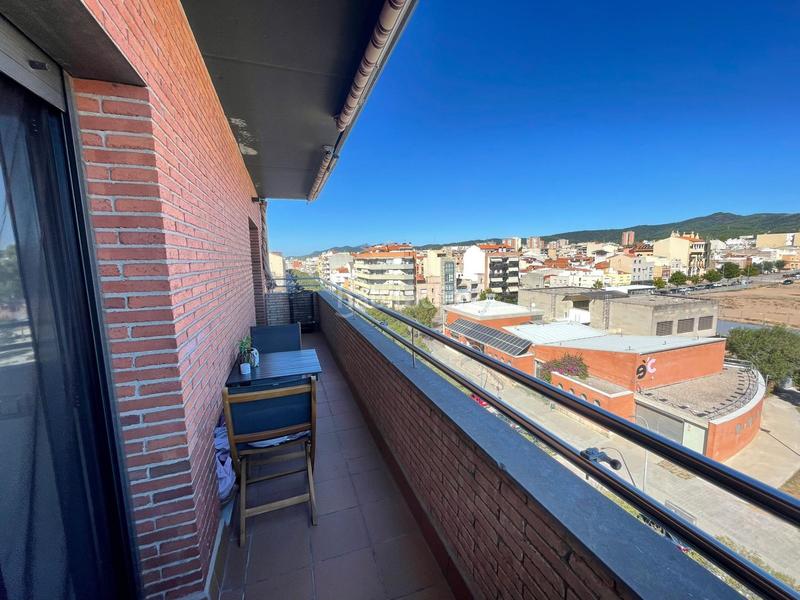 Foto d7a18ab0-4ec2-41c5-8e77-593a5f3b0ea5. Duplex con riscaldamento in Sant Pere Nord Terrassa