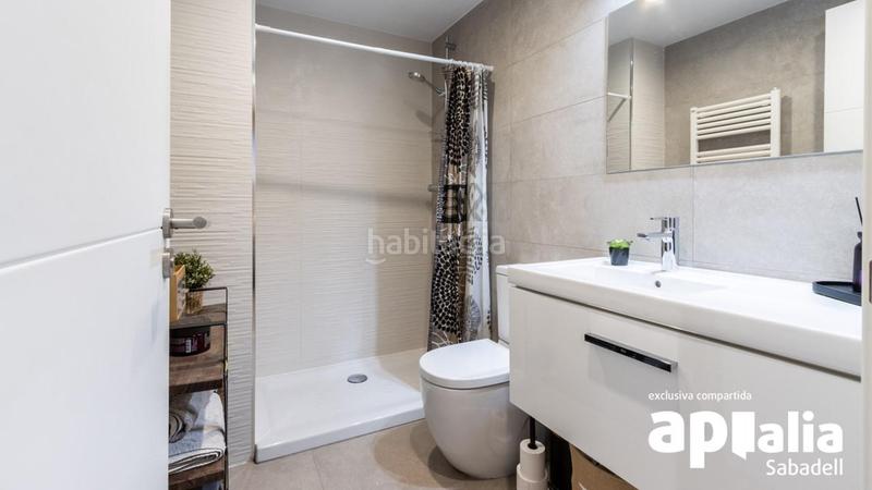 Foto 85ed636c-6e5b-49f9-b259-015e4deb759a. Pis amb calefacció aparcament piscina a Eixample Sabadell