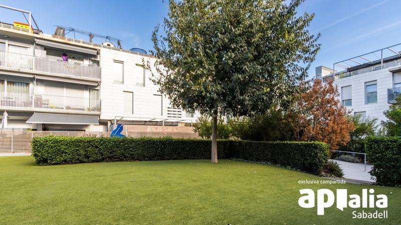 Foto d3d14145-dbfe-4f87-b2c2-08a23c1434ce. Pis amb calefacció aparcament piscina a Eixample Sabadell