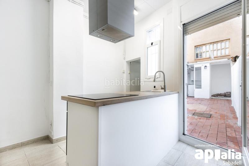 Foto 52da2ce4-57c1-4a1b-b8f6-4b8eea8f2e3e. Appartement avec chauffage dans Creu Alta Sabadell