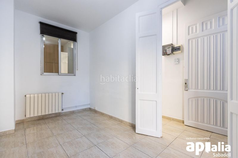 Foto 6113a5f0-3d83-4aaa-94f3-e61a7e9d7236. Pis amb calefacció a Creu Alta Sabadell