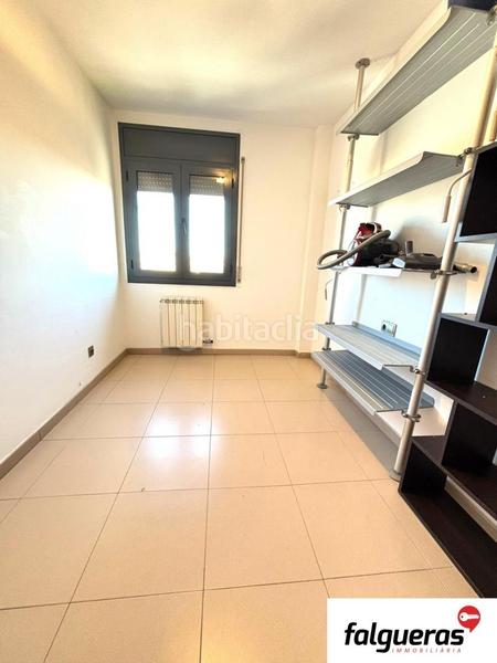 Foto 0fad9a42-6cfb-4c61-833b-d8554b39c772. Flat with heating parking in Gràcia Sabadell