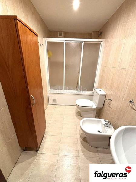 Foto 5dfe0d09-7bc6-4731-bc81-129848437b81. Flat with heating parking in Gràcia Sabadell