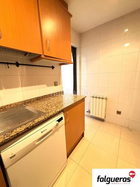 Foto 733f8430-41e7-46e9-bcf3-3010bd28f84a. Flat with heating parking in Gràcia Sabadell