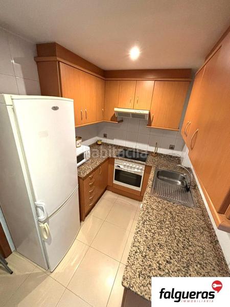 Foto aa2ddabb-9a6f-4ba2-a7ac-1192addc7573. Flat with heating parking in Gràcia Sabadell