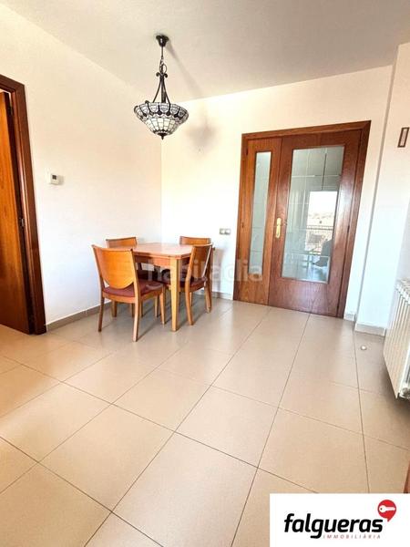 Foto f64f3bb5-3a0f-4020-8144-2c54cb1b5fd6. Flat with heating parking in Gràcia Sabadell