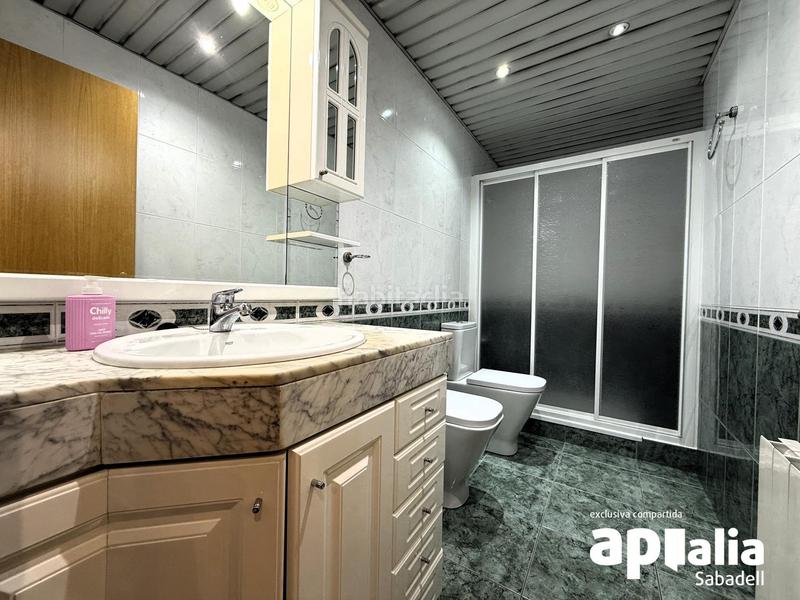 Foto 70e0c846-0ced-4ce6-96a3-6208efe3ee91. Piso en Campoamor Sabadell