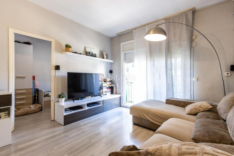 Foto b68647c4-f2da-40eb-9a29-ec256be95acc. Pis amb calefacció a Campoamor Sabadell