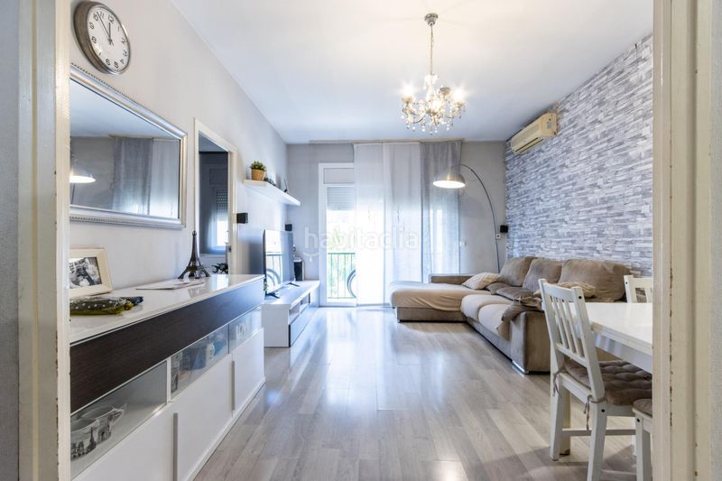 Foto e6f055b2-0f2b-4e19-a2fc-b6cd05f84df0. Pis amb calefacció a Campoamor Sabadell