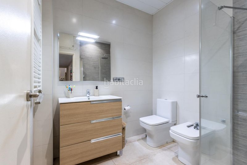 Foto 9b437156-adf4-4678-9e69-d78374234f0d. Piso en Campoamor Sabadell