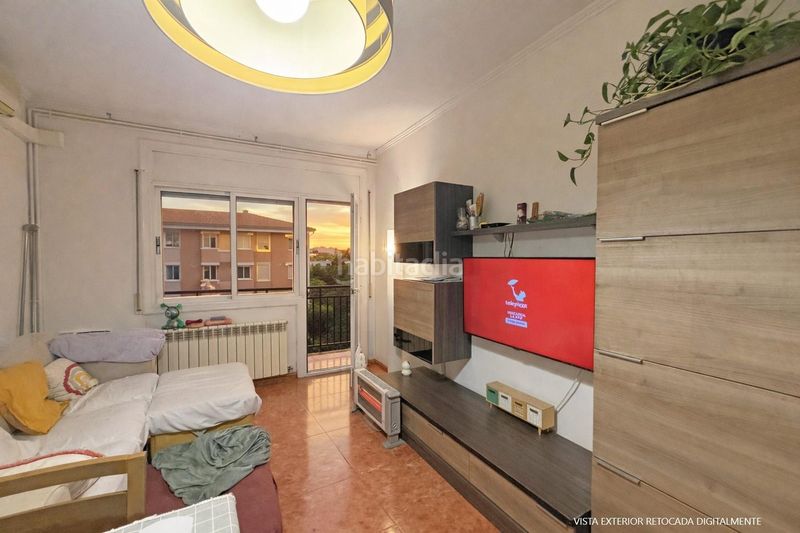 Foto d2113d6e-7040-4796-9c89-d07dc7cea156. Pis amb calefacció a La Plana del Pintor Sabadell