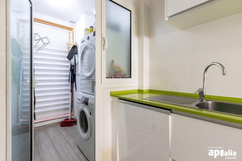 Foto 8f332439-123f-4bdb-82a1-0aabca7c897a. Duplex with heating in Eixample Sabadell