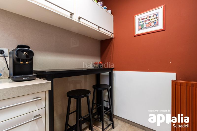 Foto 1f1838e2-3e25-44bb-9031-47062d3de531. Casa adossada amb calefacció aparcament a Creu Alta Sabadell