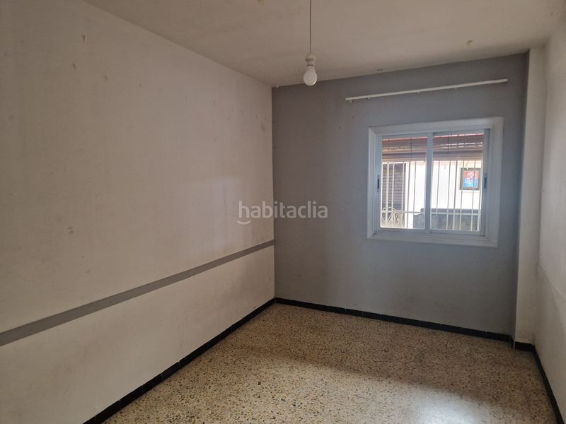 Foto 96aedd47-42ae-4304-8f0c-c5d577688cdc. Casa adossada amb aparcament a Can Rull Sabadell