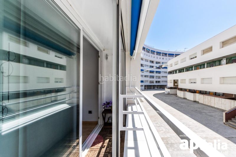 Foto 31caa2e8-45dc-4ba7-82dc-4f3dce982eb5. Appartamento con riscaldamento piscina in Eixample Sabadell