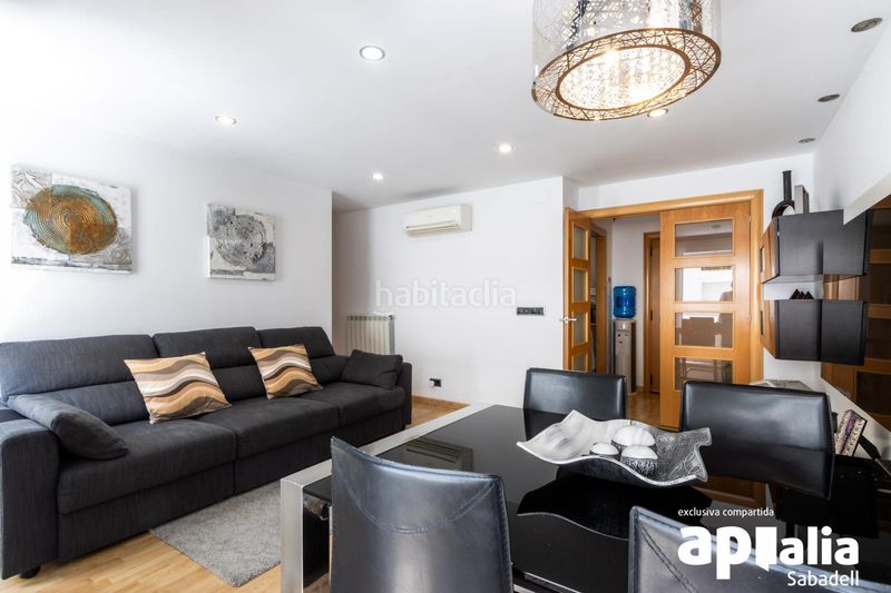 Foto 46683a85-1a65-4cc6-aa37-8981be90503d. Appartamento con riscaldamento piscina in Eixample Sabadell